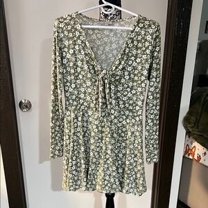 White Birch Olive Floral dress/jumper